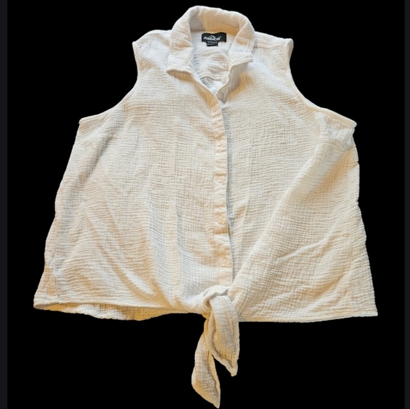 Jordache Cream Coloured Collared Button Up Sleeveless Blouse with Waist Tie - Picture 1 of 5